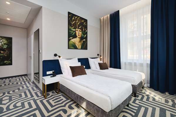 2 Single Beds, Non-Smoking, Standard Room, Safe, Wi-Fi, Air-Conditioned, Coffee And Tea Maker