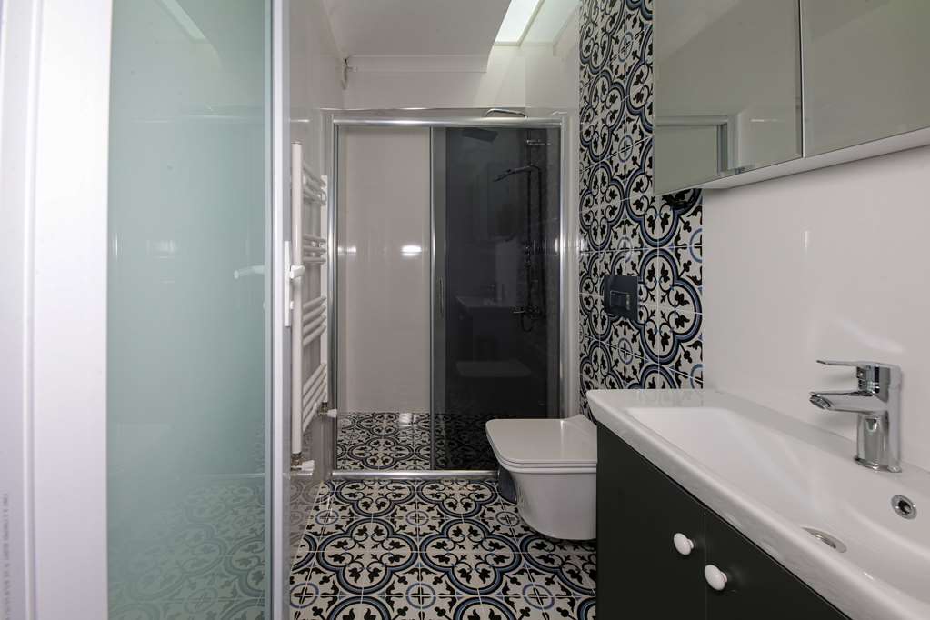 DUSLER VADISI KAZDAGLARI-guestroom-Guest Room,Bathroom,On-Site.jpg