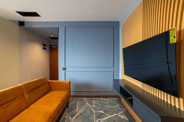 Apartment - 1 King 2 Queen Beds, Non-Smoking, Upper Floor, Kitchen, Full Breakfast