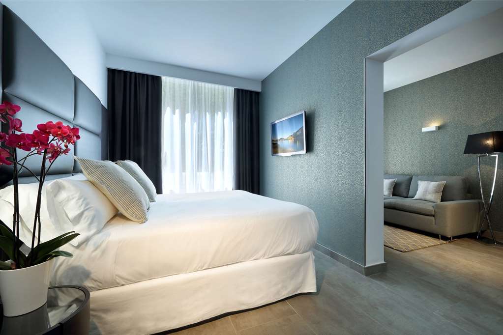 PALLADIUM HOTEL CALA LLONGA TM-guestroom-Guest Room,Suite,On-Site.jpg