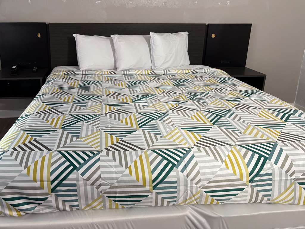 MICROTEL INN & SUITES BY WYNDH-guestroom-Guest Room,Suite,On-Site.jpg