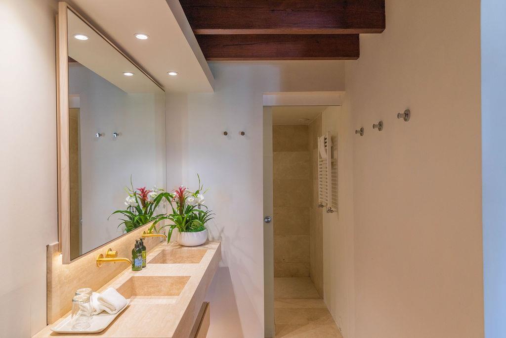FONTSANTA HOTEL SPA-guestroom-Guest Room,Bathroom,Suite,On-Site.jpg