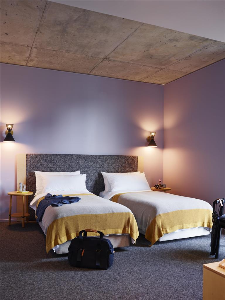Alex Hotel, Perth