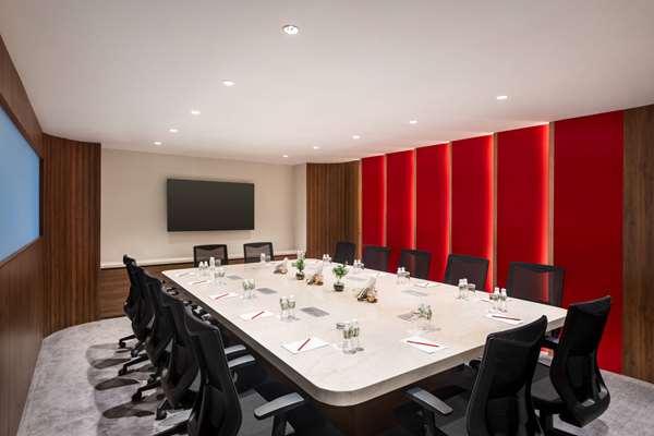 On-Site,Business/Events,Boardroom,Meeting Room