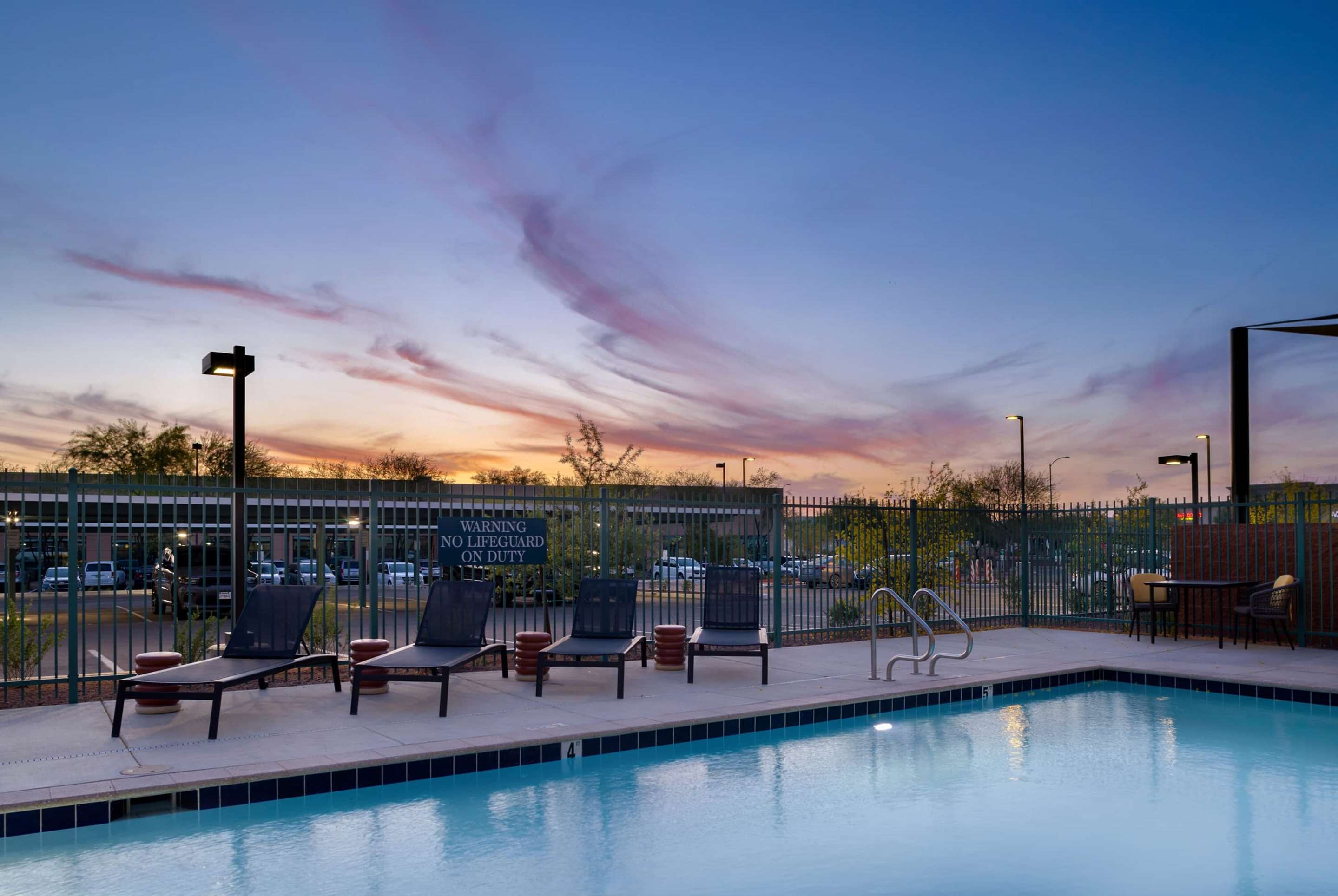 Pool | WaterWalk Phoenix - North Happy Valley