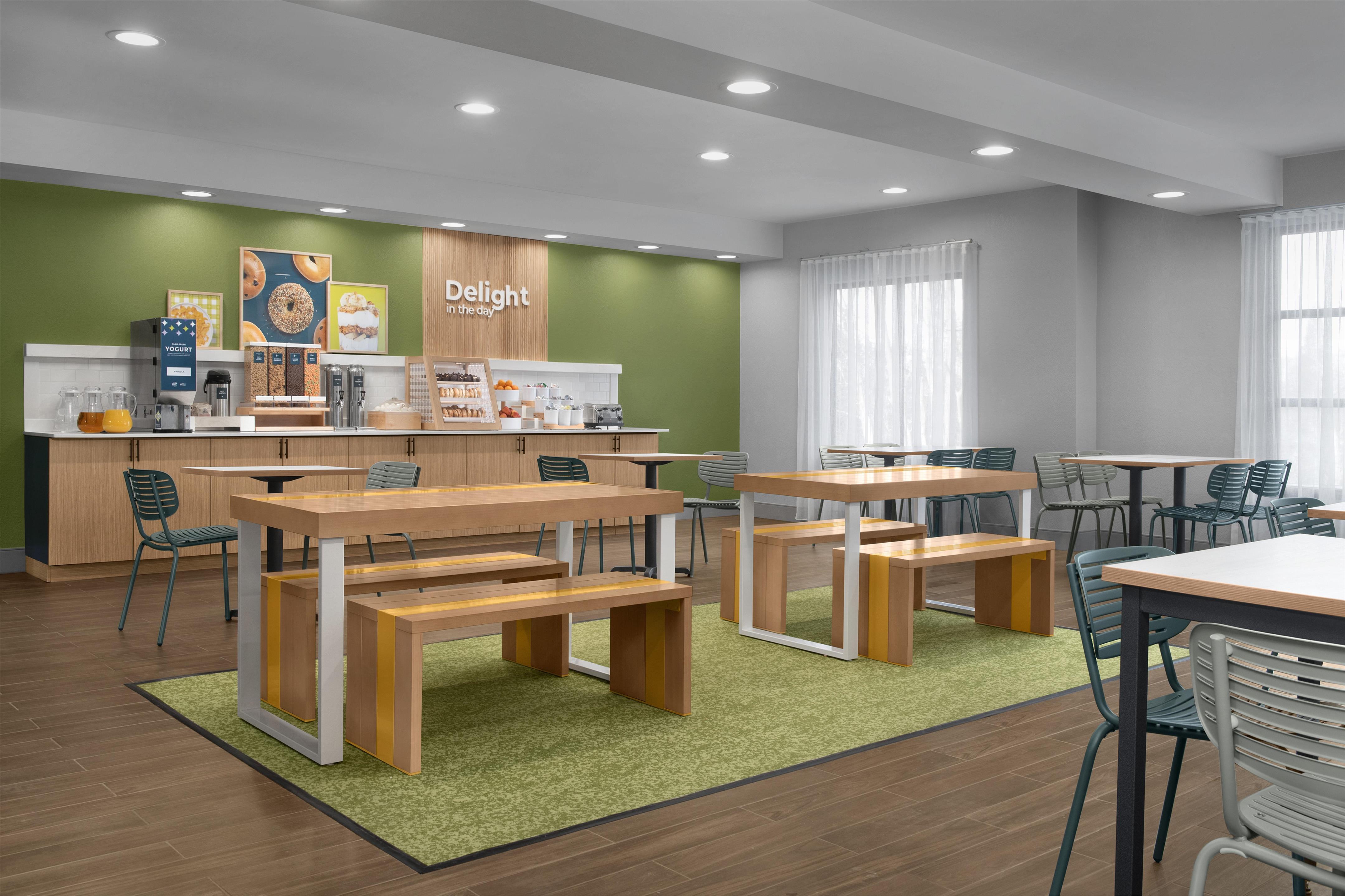 Breakfast Area | Spark by Hilton Vestal Binghamton University Area