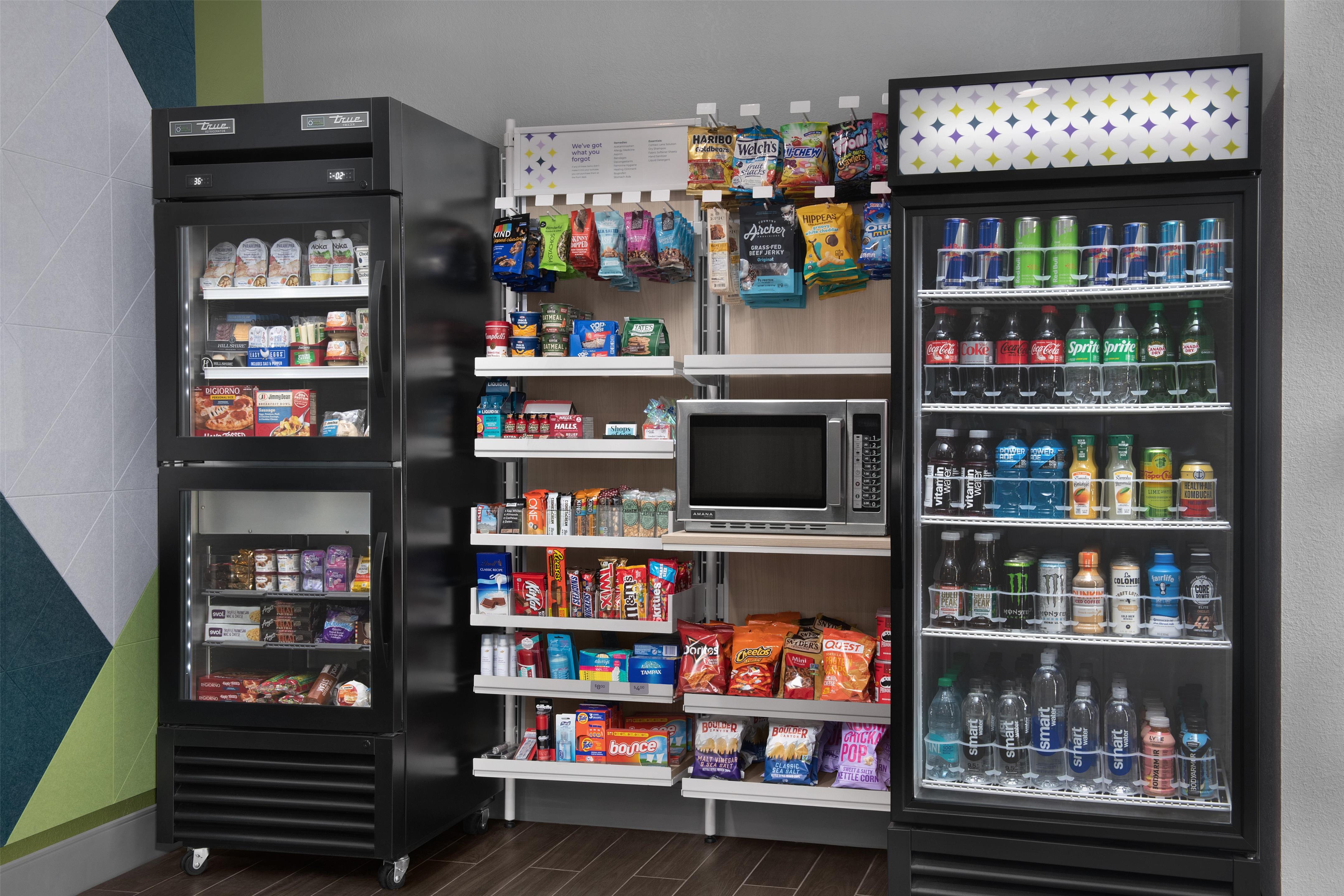Restaurant | Spark by Hilton Vestal Binghamton University Area