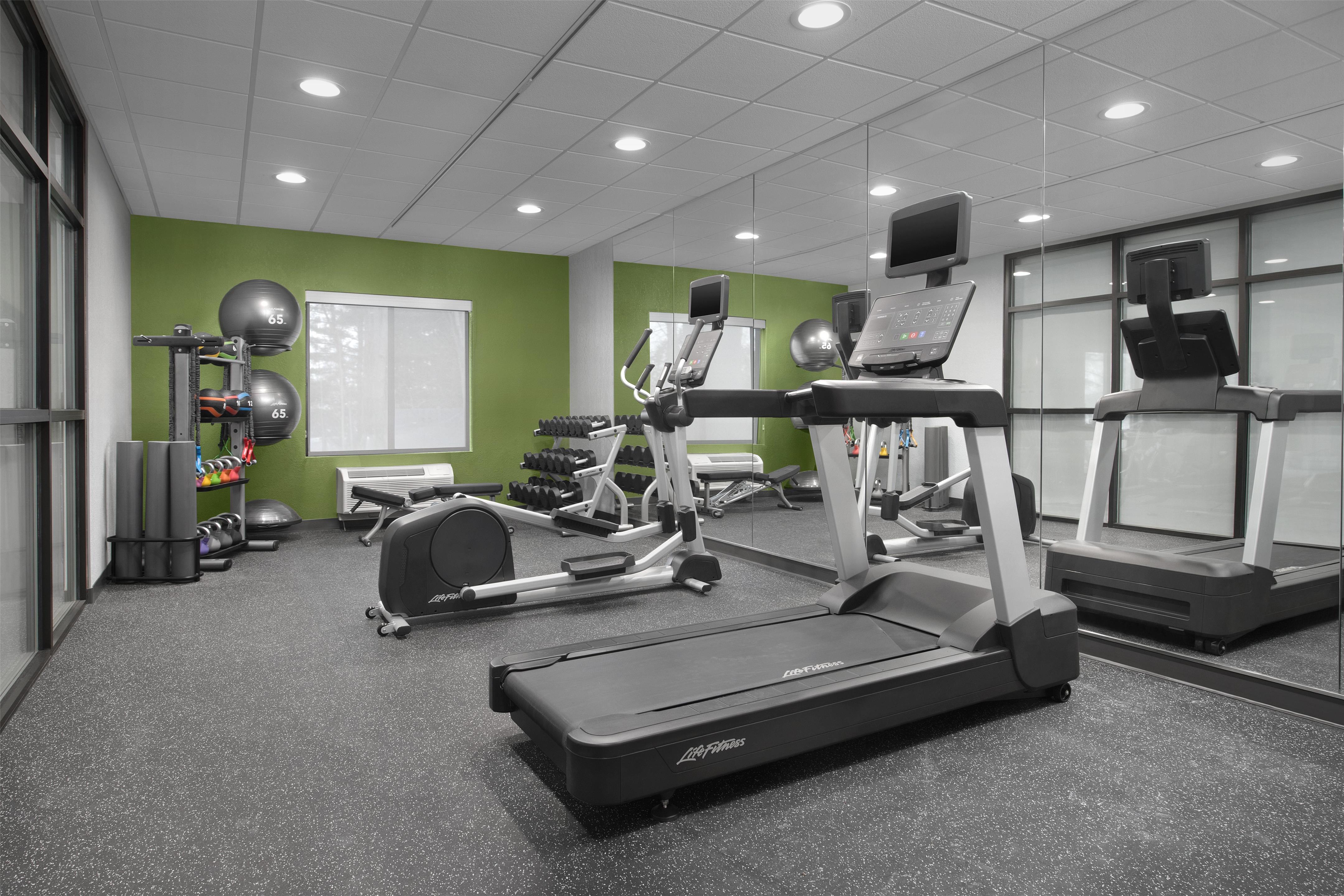 Health club fitness center gym | Spark by Hilton Vestal Binghamton University Area