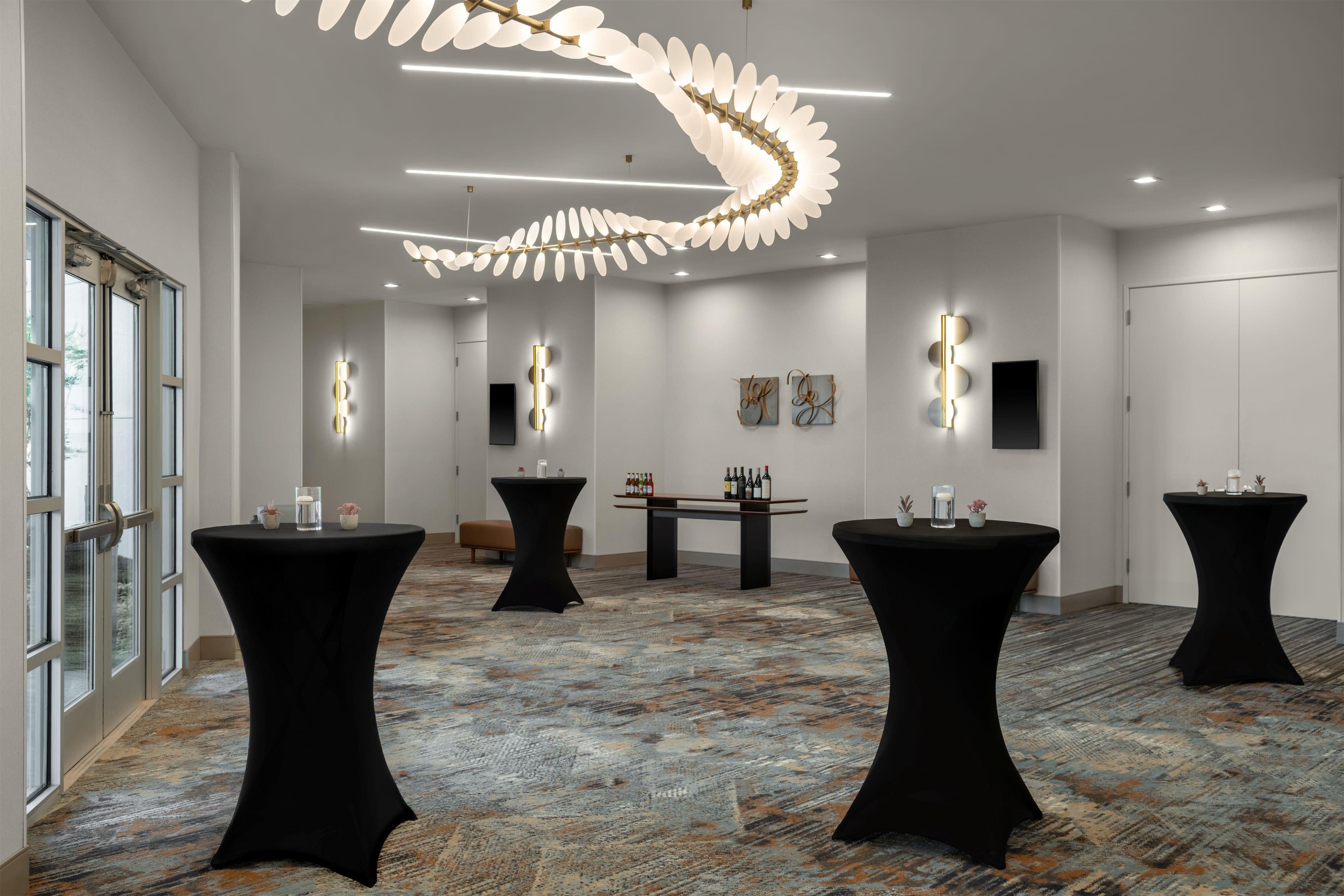 Meeting Room | DoubleTree by Hilton Midland West Loop I-250
