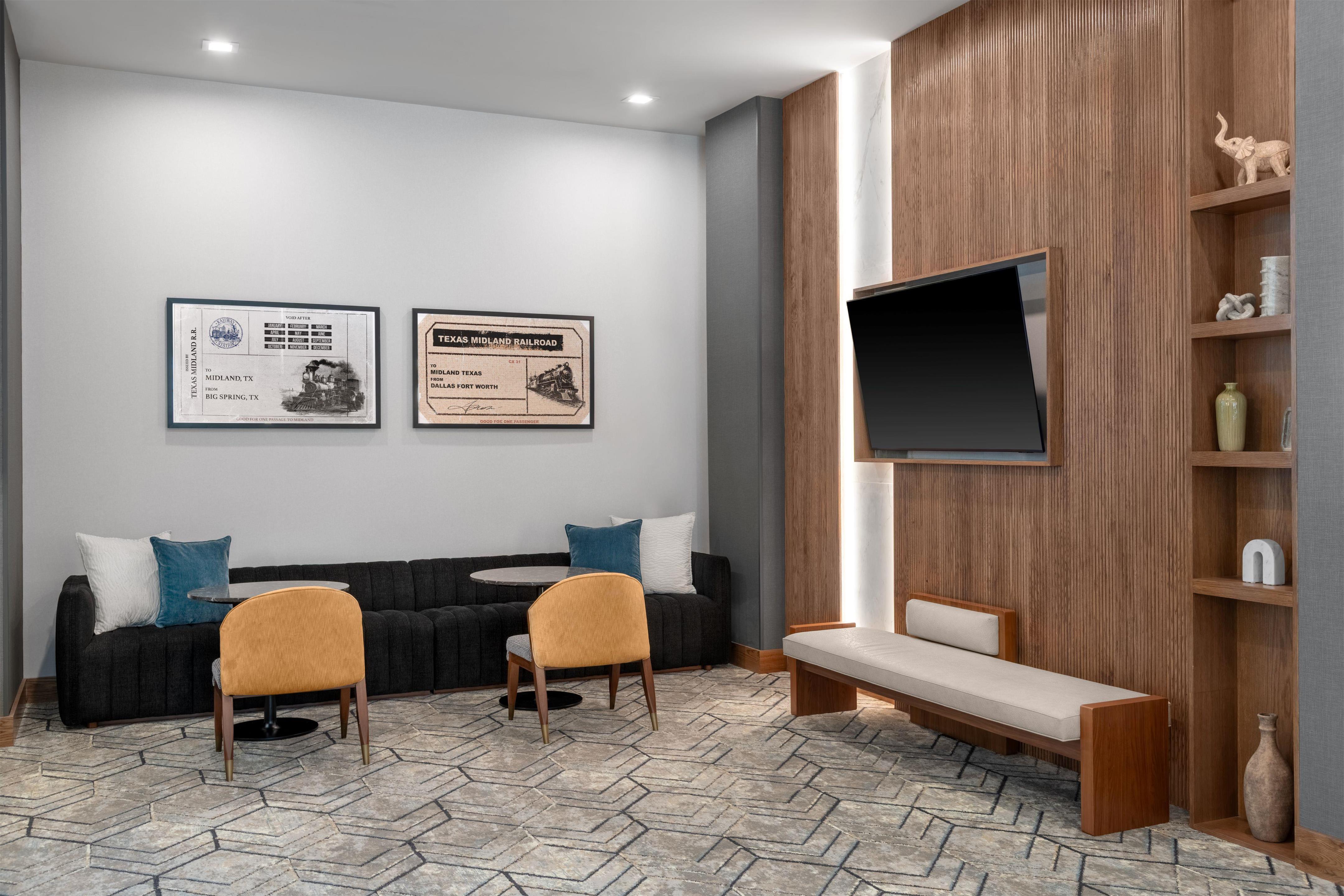 Lobby | DoubleTree by Hilton Midland West Loop I-250