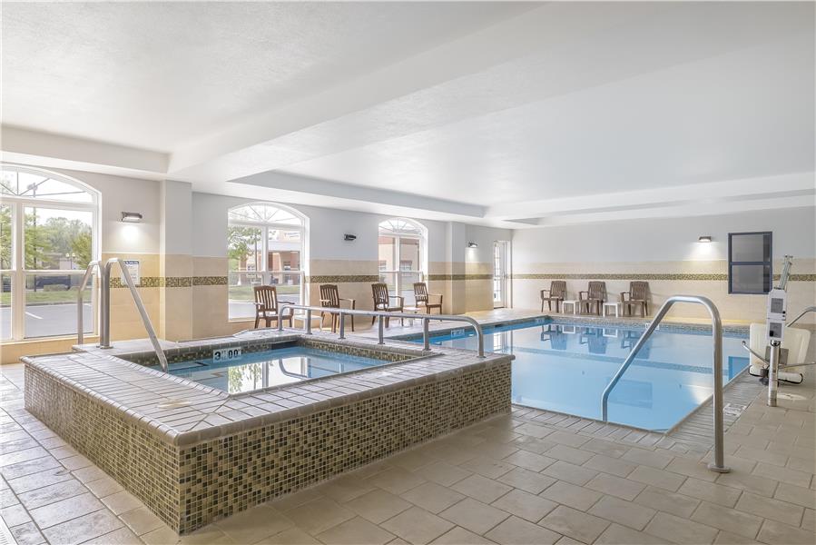Pool,On-Site,Property Amenity,Recreation