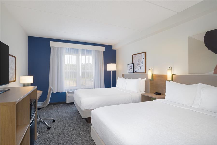 Guest Room,Bed,On-Site