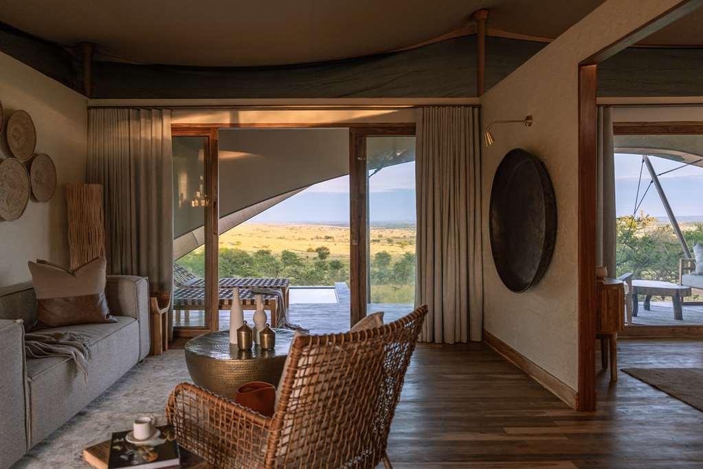 ENVI Sisini Serengeti-guestroom-Guest Room,Suite,On-Site.jpg