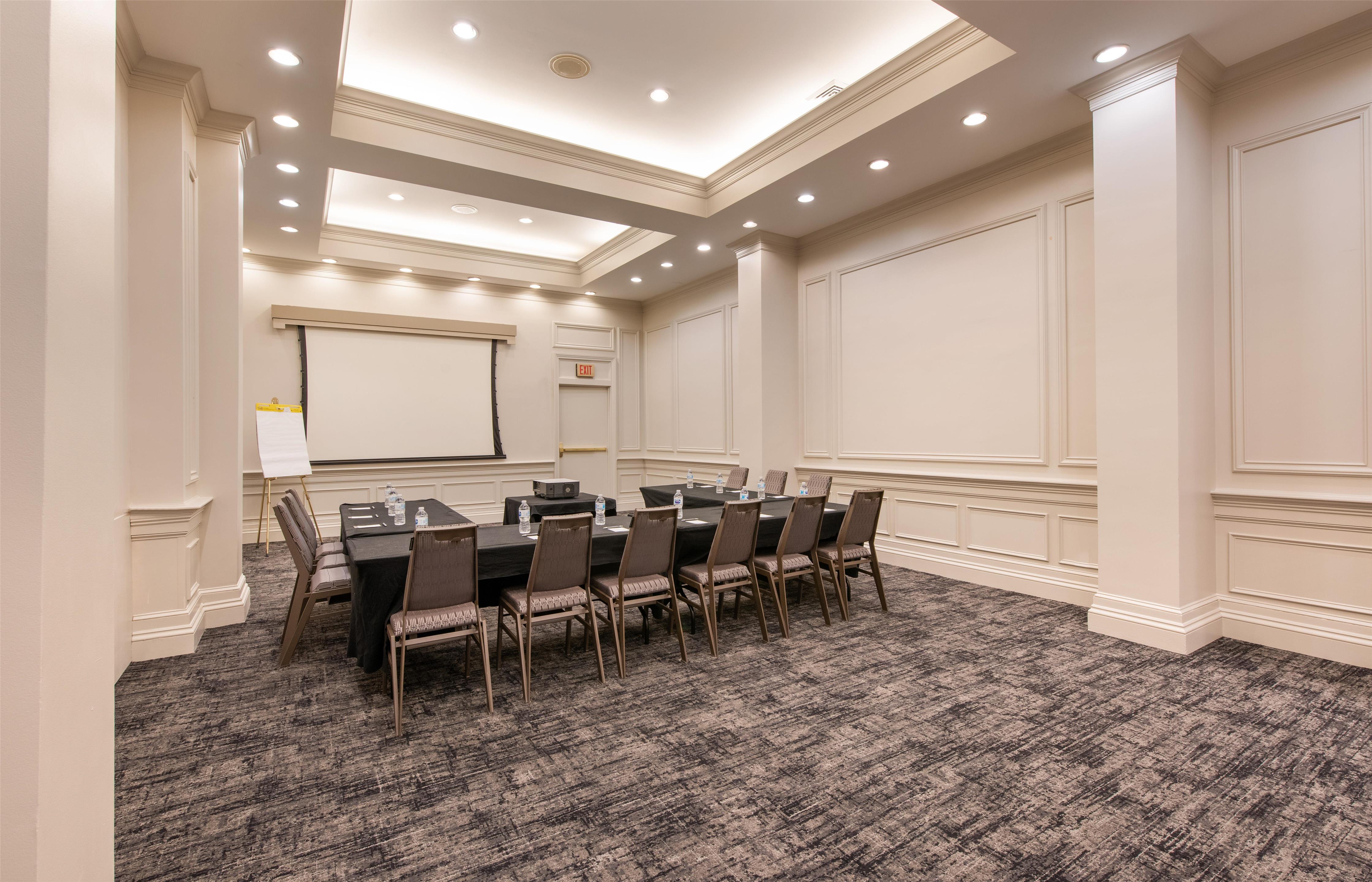 Meeting Room | Hotel Theo New Orleans, Tapestry Collection by Hilton