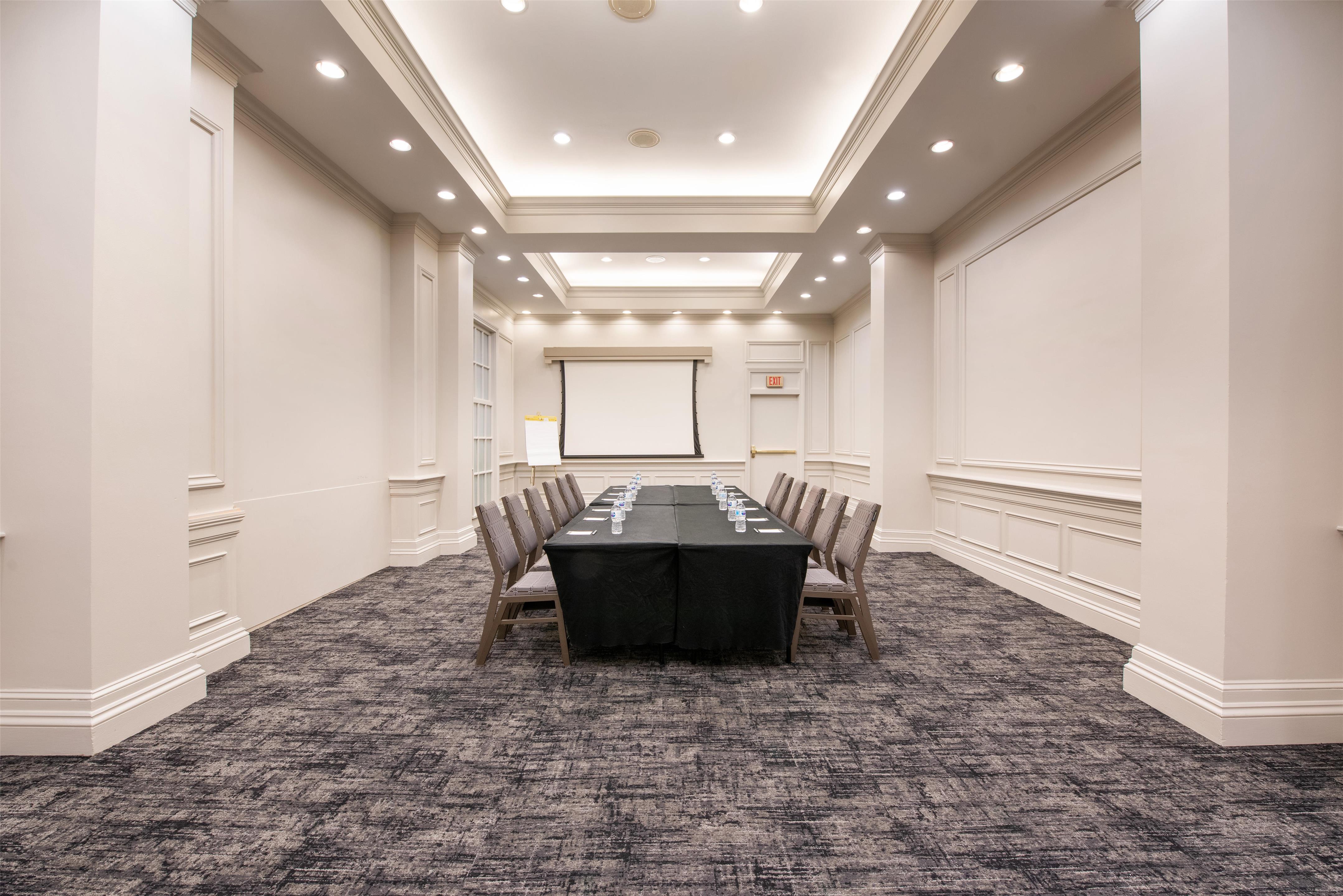 Meeting Room | Hotel Theo New Orleans, Tapestry Collection by Hilton