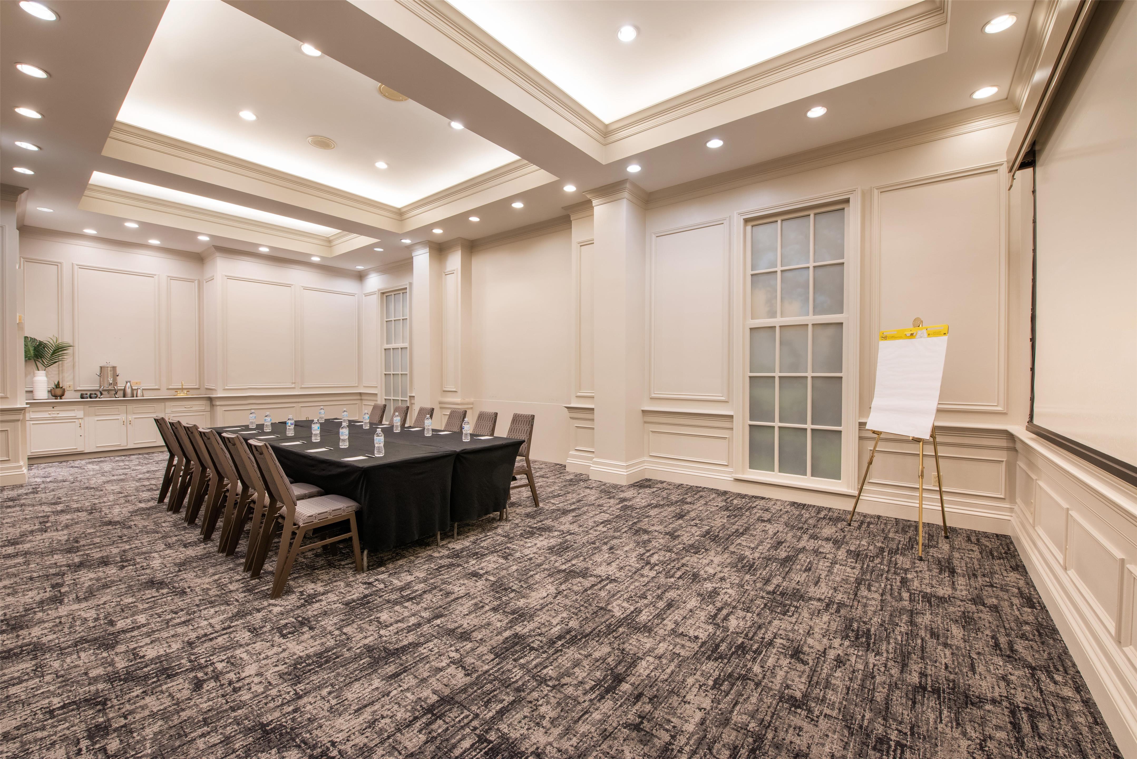 Meeting Room | Hotel Theo New Orleans, Tapestry Collection by Hilton