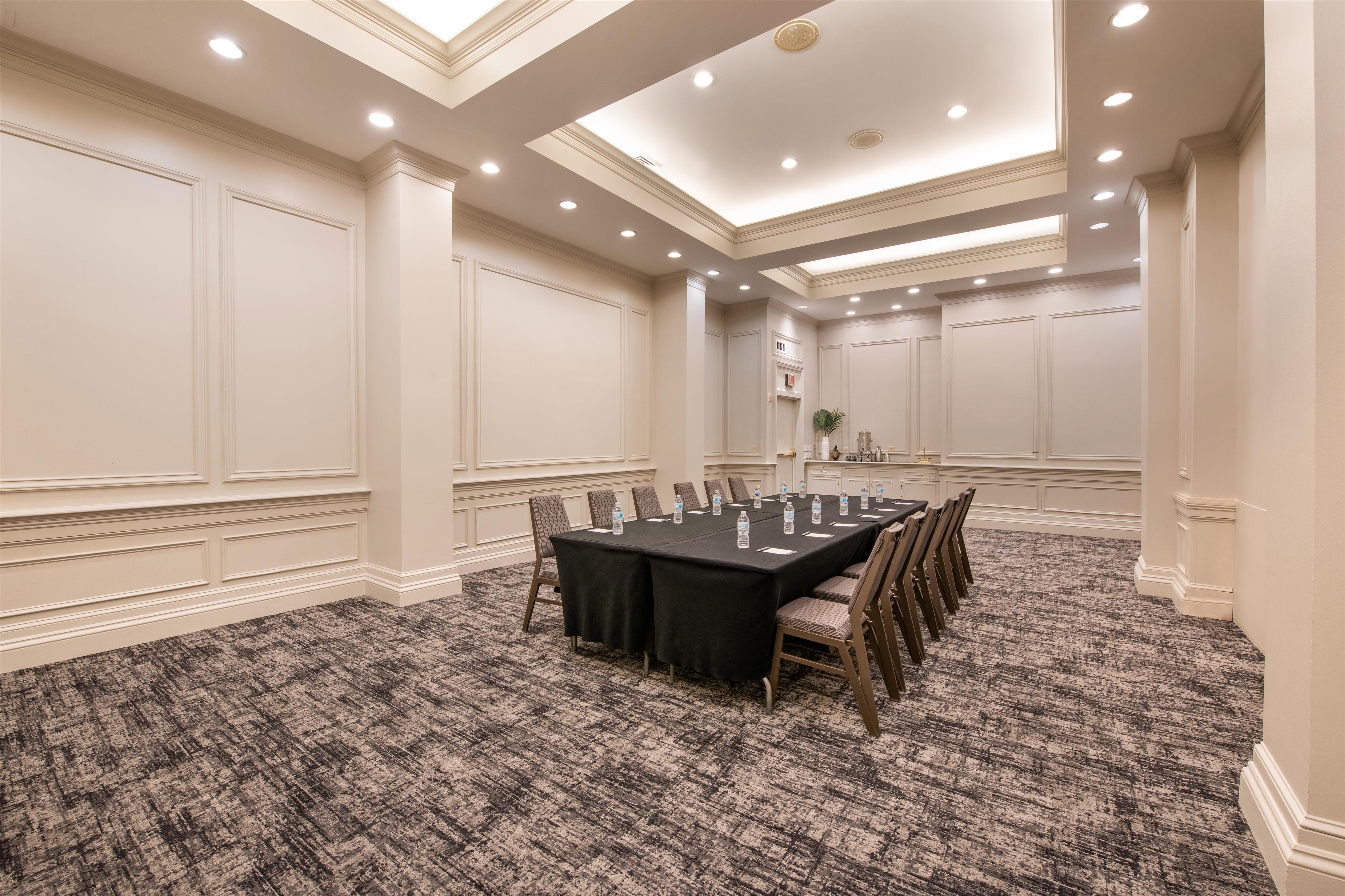 Meeting Room | Hotel Theo New Orleans, Tapestry Collection by Hilton