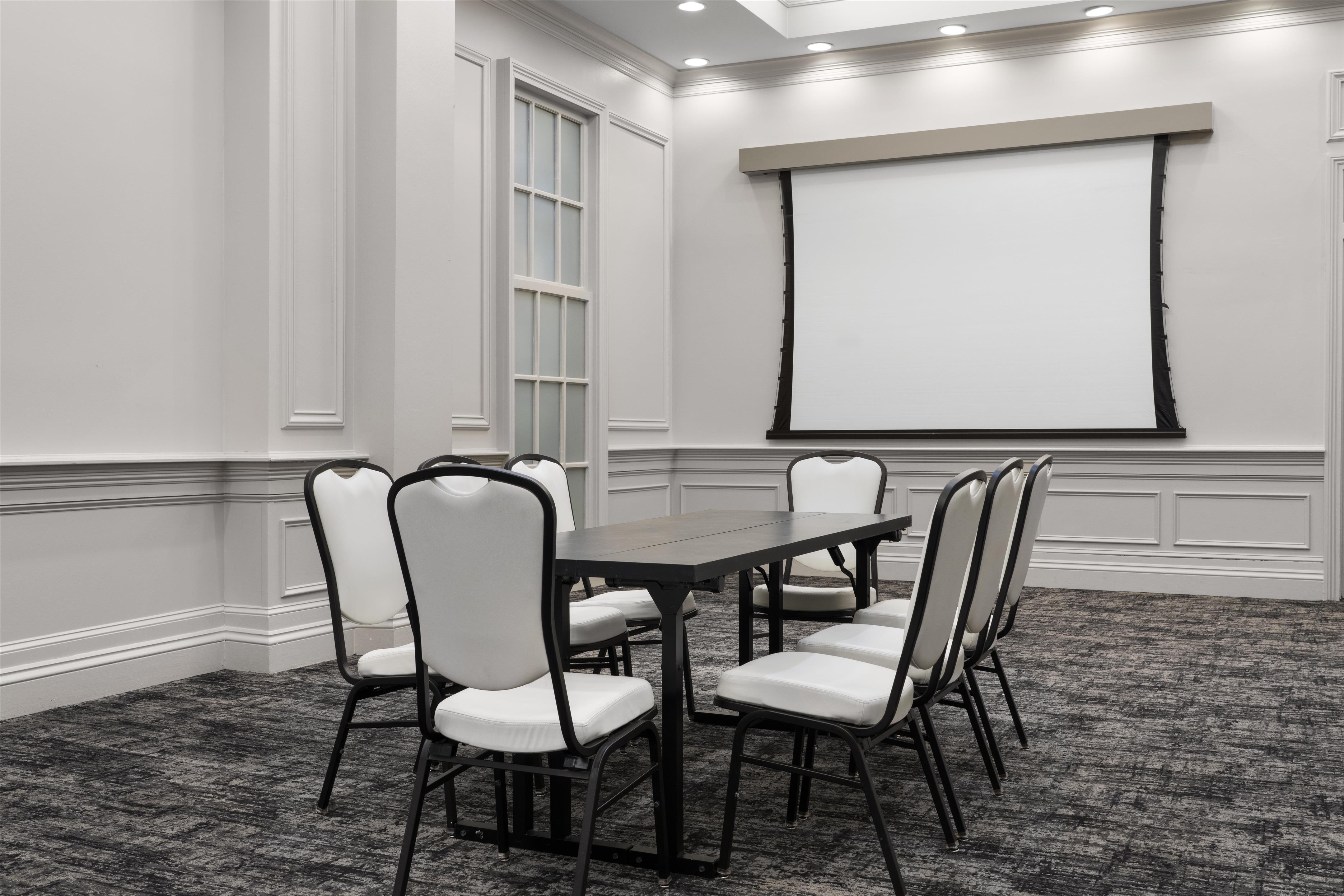 Meeting Room | Hotel Theo New Orleans, Tapestry Collection by Hilton