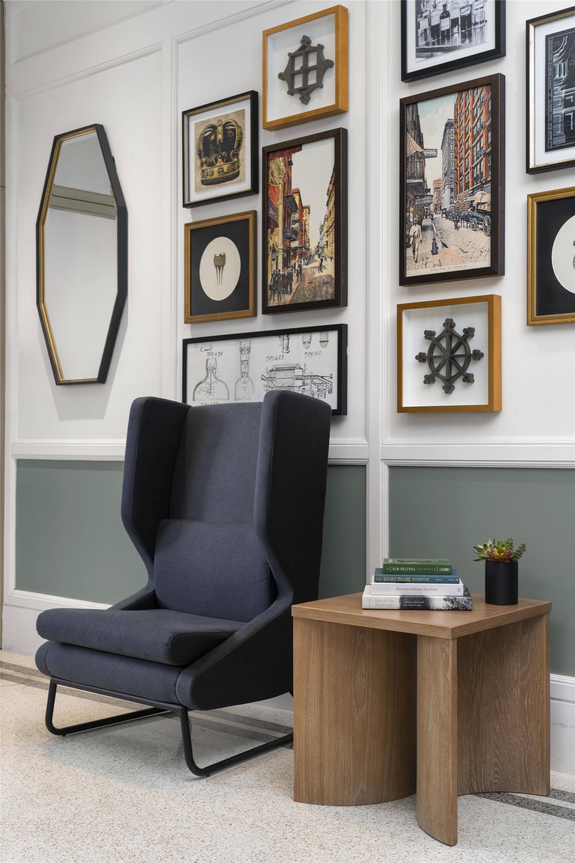 Lobby | Hotel Theo New Orleans, Tapestry Collection by Hilton