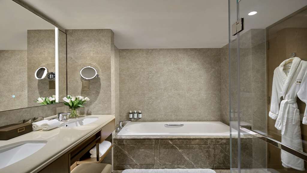 HOPEWELL HOTEL-guestroom-Guest Room,Bathroom,On-Site.jpg