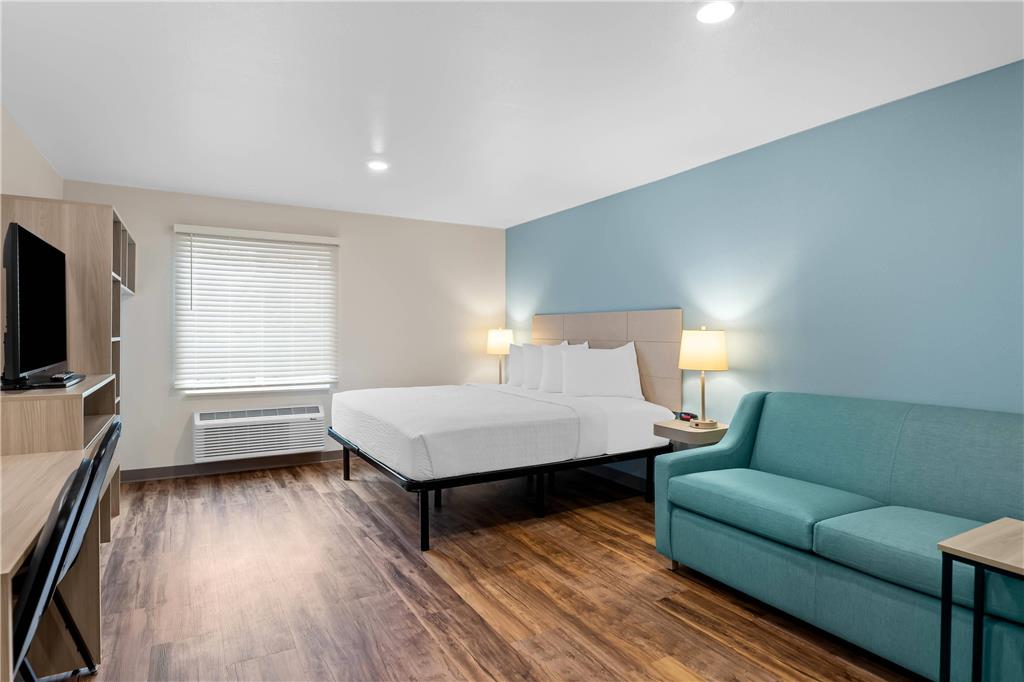 WOODSPRING SUITES RICHMOND AIRPORT-guestroom-Guest Room,Suite,On-Site.jpg
