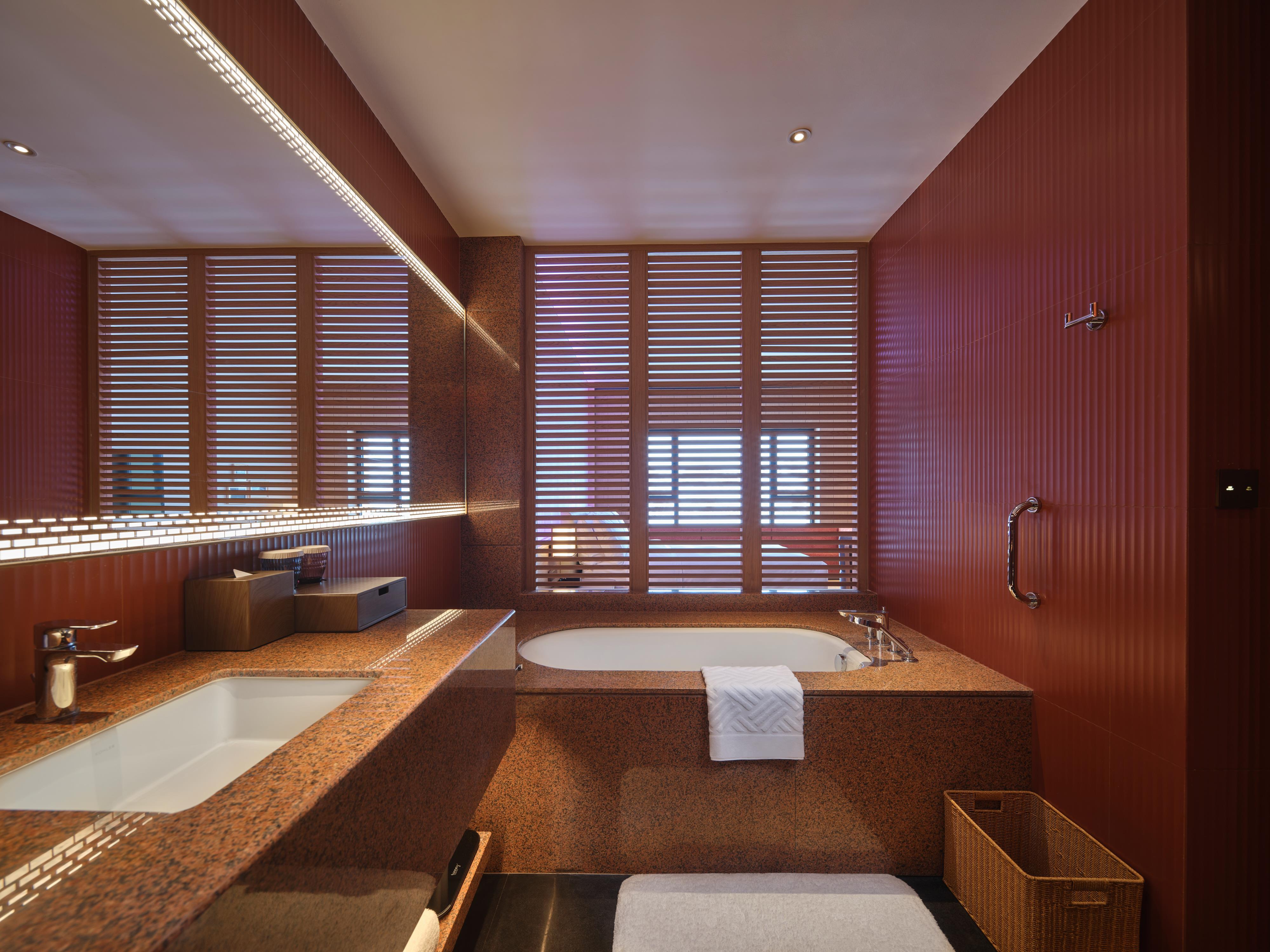 Hilton Altay Hemu Room Type - KING GUEST ROOM