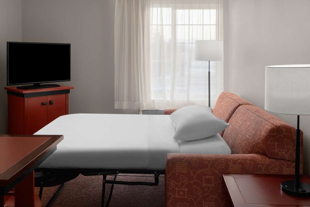 LARKSPUR LANDING FOLSOM EXT STAY-guestroom-Guest Room,On-Site.jpg