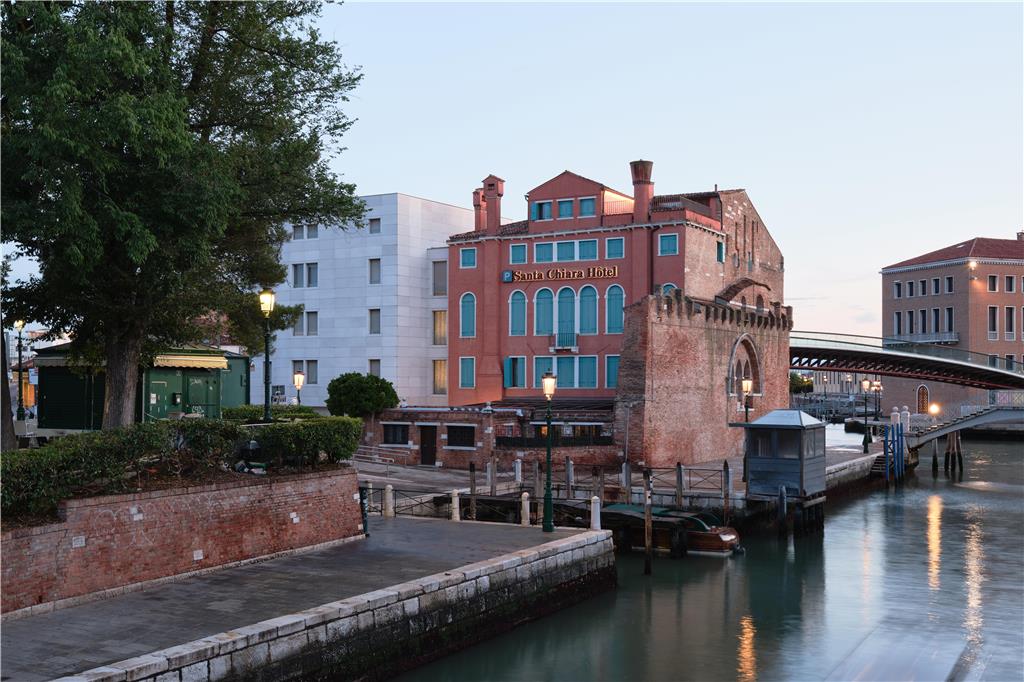 Hotel Santa Chiara