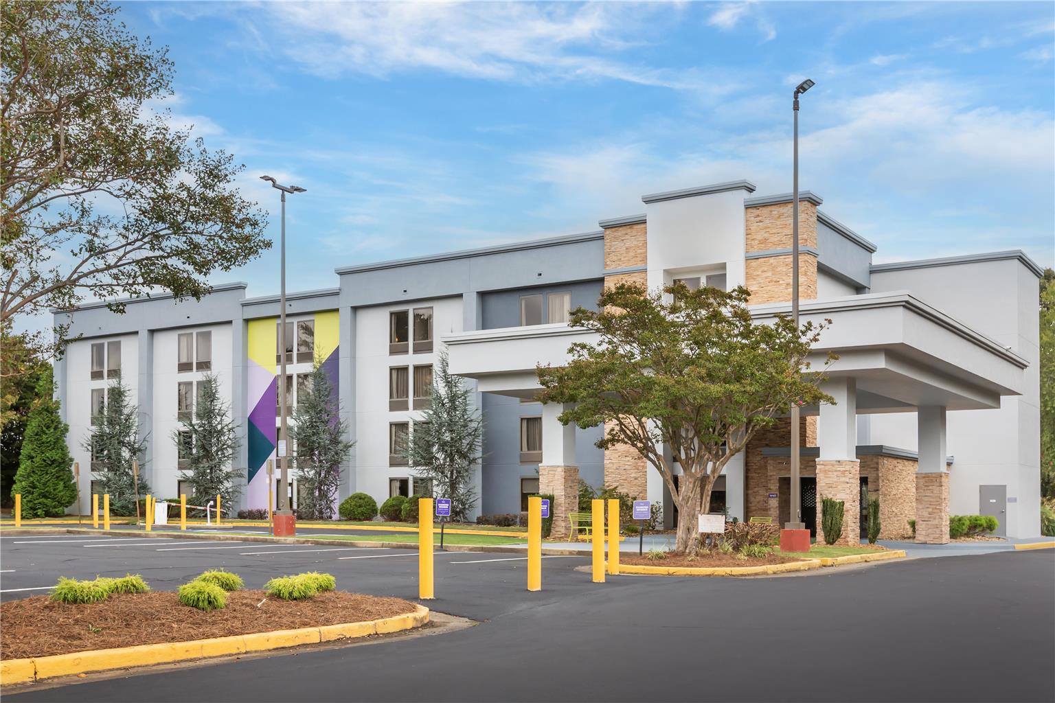 Spark by Hilton Atlanta Airport South Co
