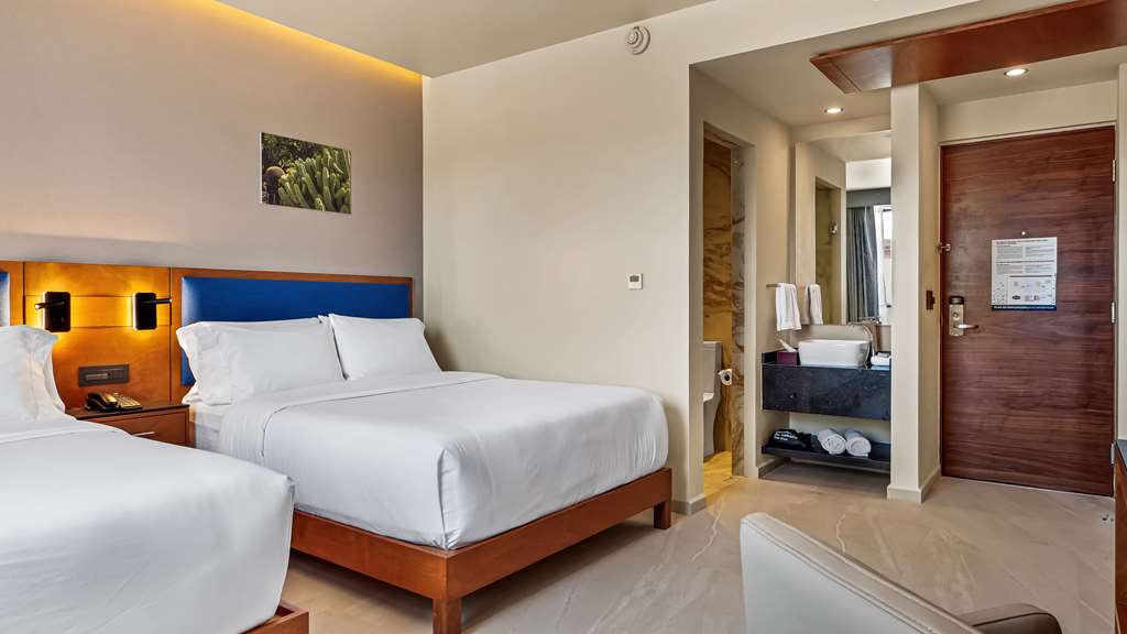 HAMPTON HILTON QUERETARO JURIQUILLA-guestroom-Guest Room,On-Site.jpg
