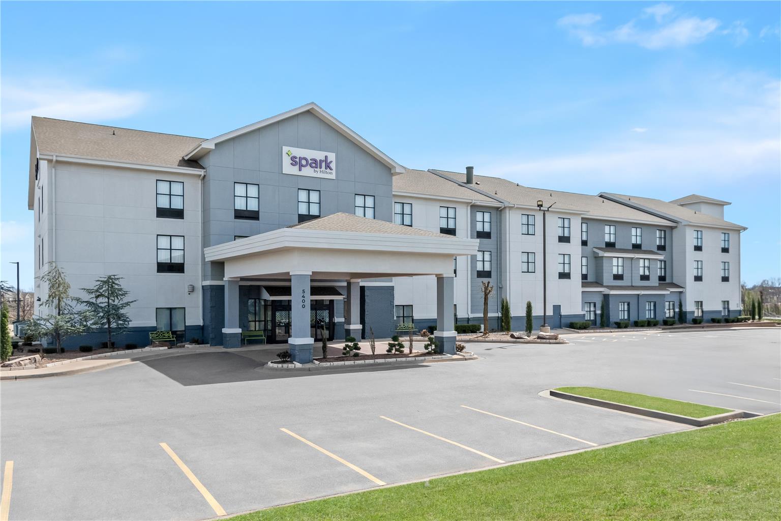Spark by Hilton Shawnee