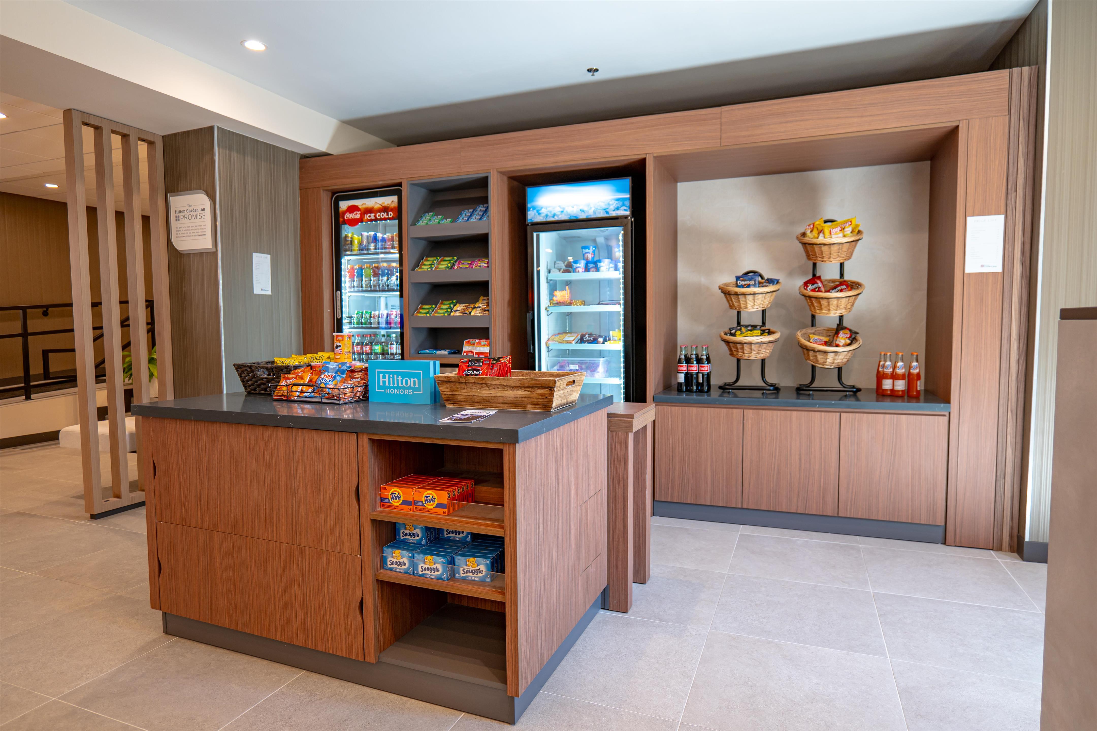 Restaurant | Hilton Garden Inn Clackamas Portland