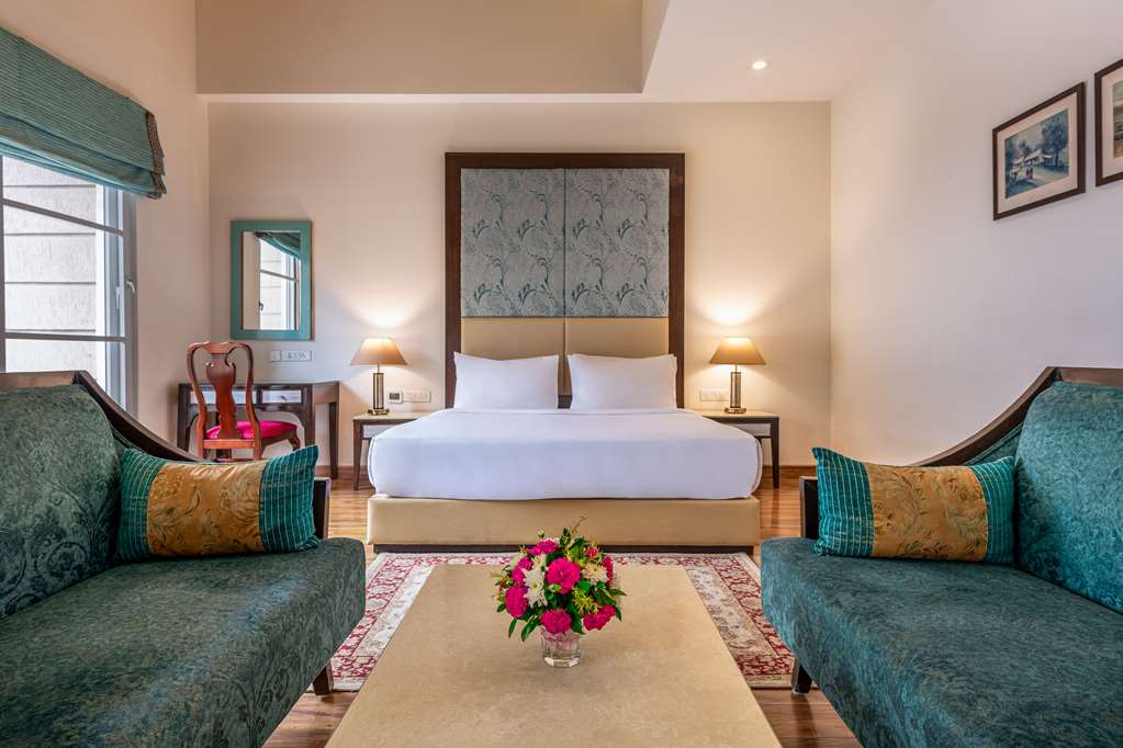 GLENVIEW RESORT KASAULI, A MEMBER O-guestroom-Guest Room,On-Site.jpg