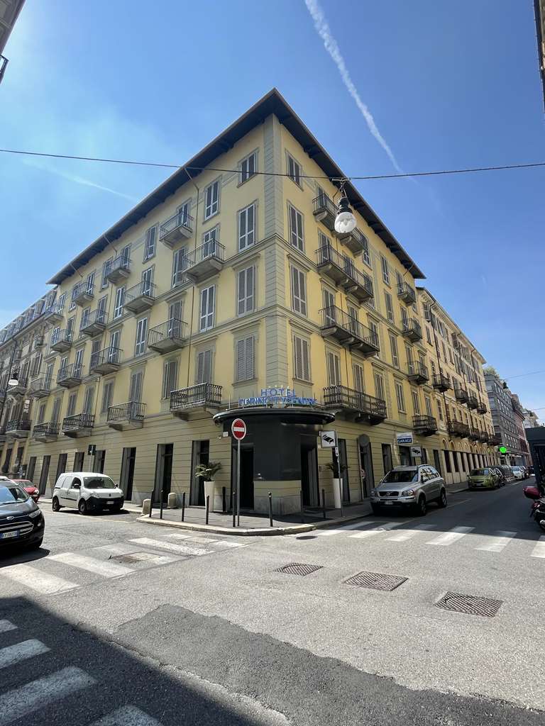 Sure Hotel by Best Western Turin City Centre - Tap to explore photos
