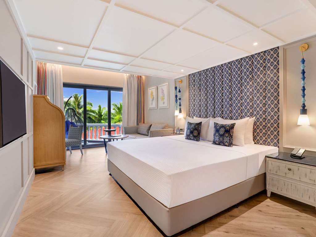Grand Mercure Goa Candolim-guestroom-Guest Room,On-Site.jpg
