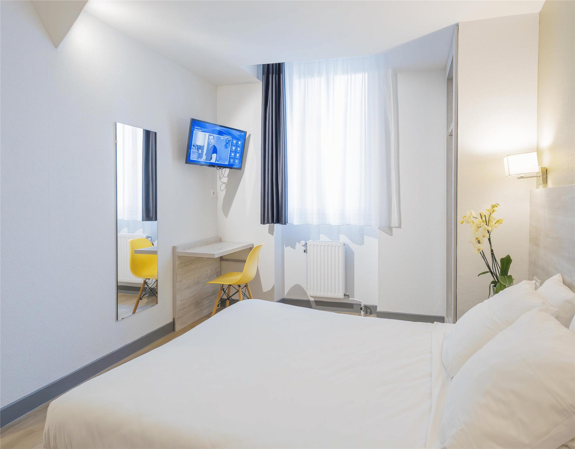 HOTEL CAMPANILE GRENOBLE CENTRE GARE - null