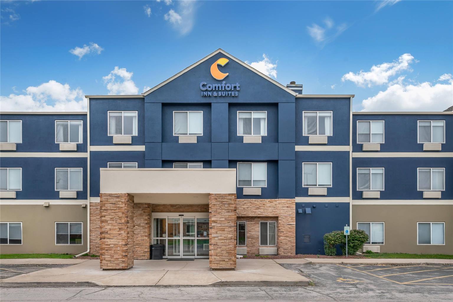 Comfort Inn & Suites