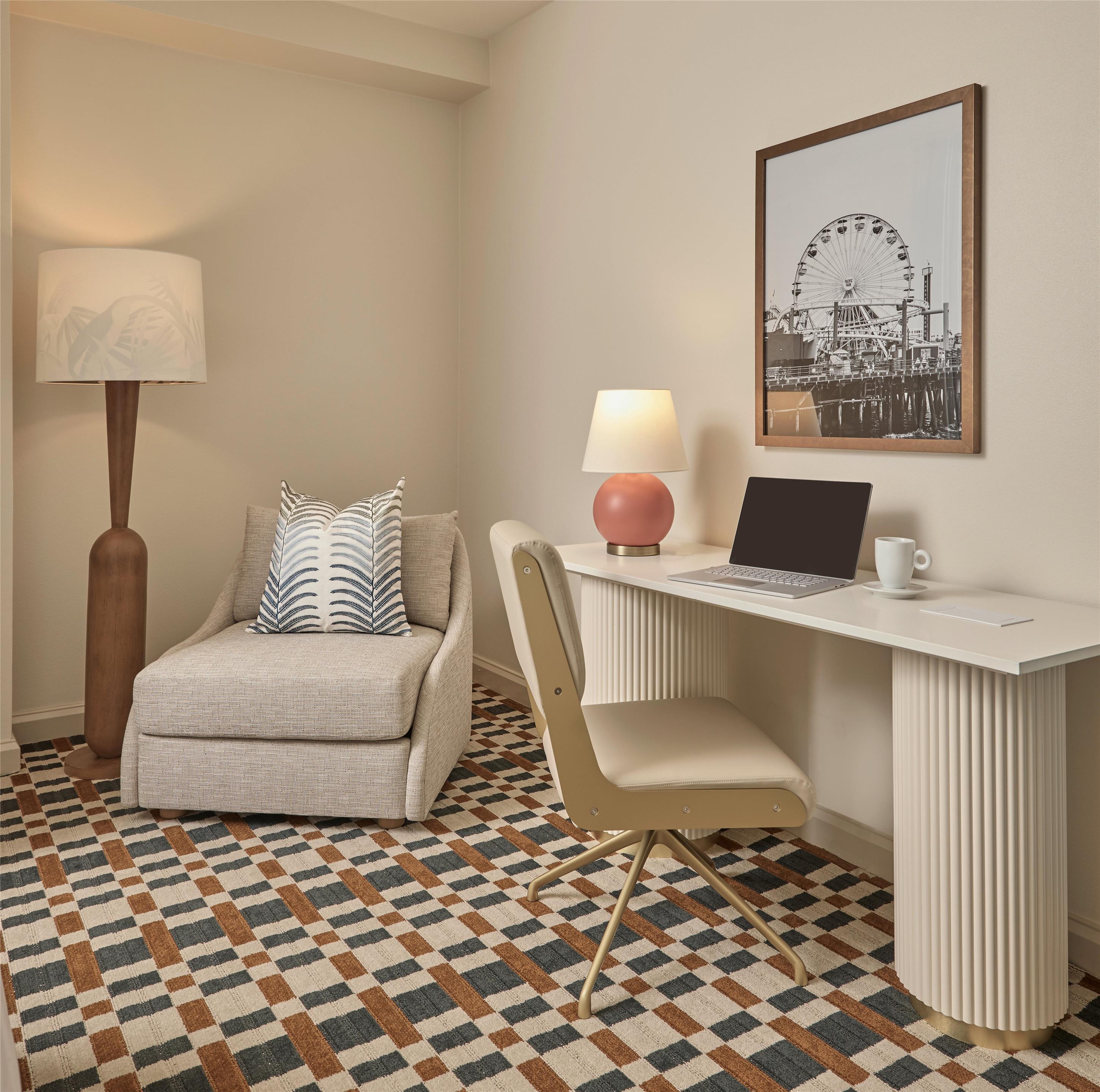 Lobby | Hyatt Centric Delfina Santa Monica
