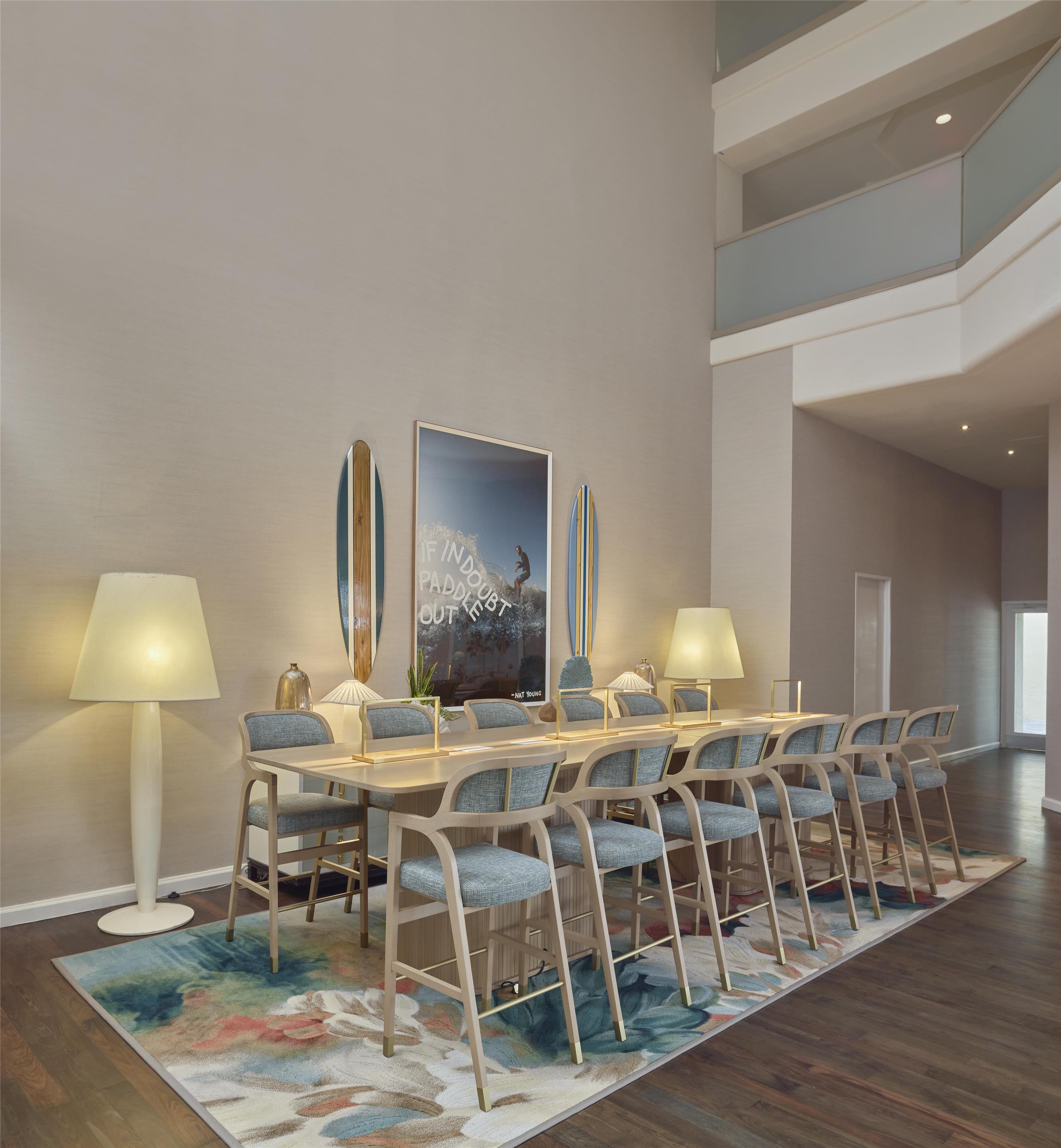 Lobby | Hyatt Centric Delfina Santa Monica