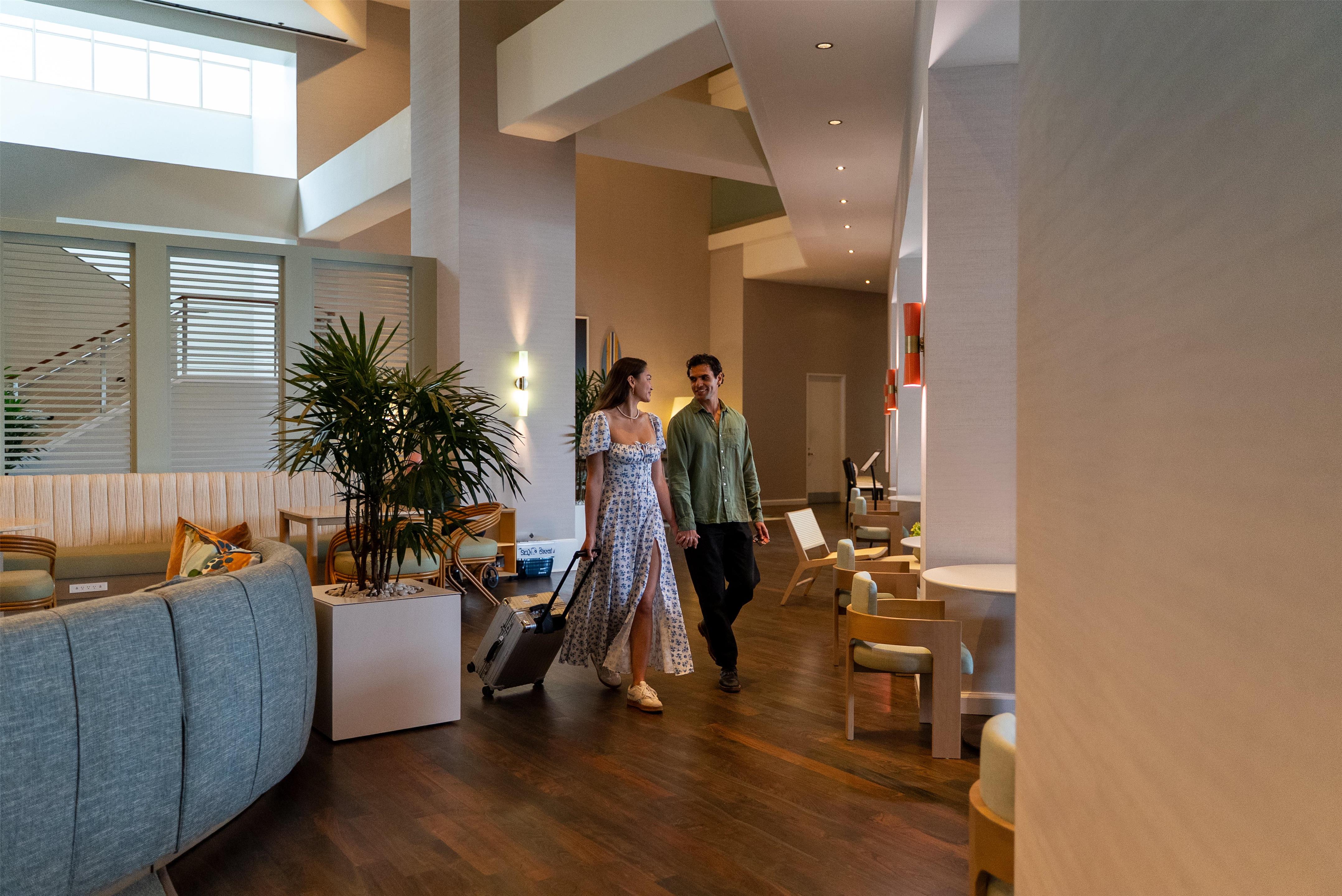 Lobby | Hyatt Centric Delfina Santa Monica