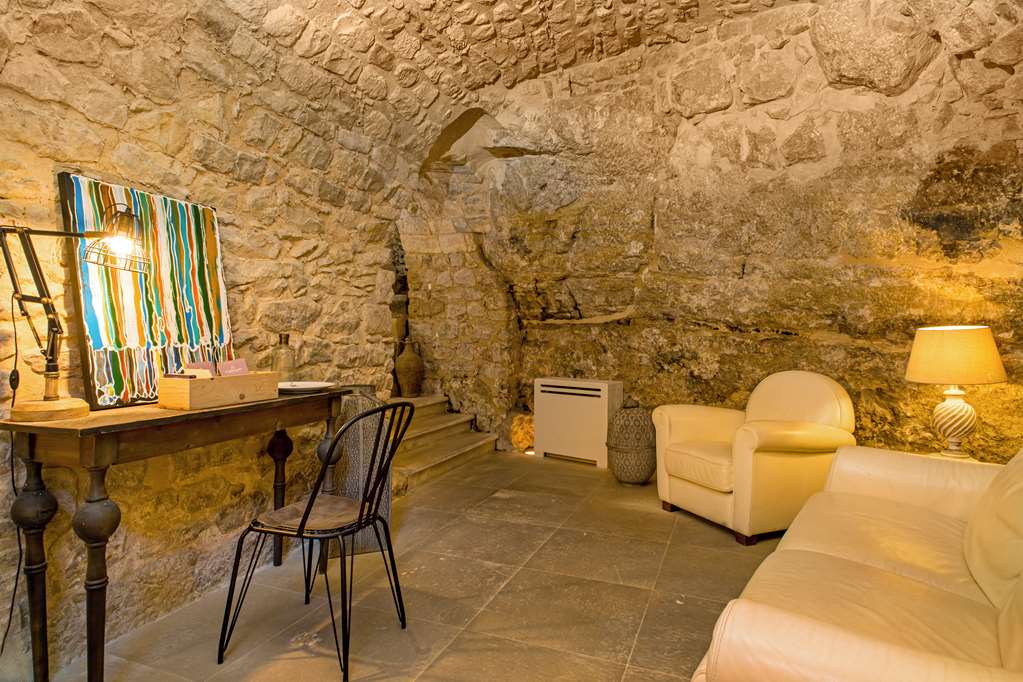 LOCANDA DON SERAFINO-guestroom-Guest Room,On-Site.jpg