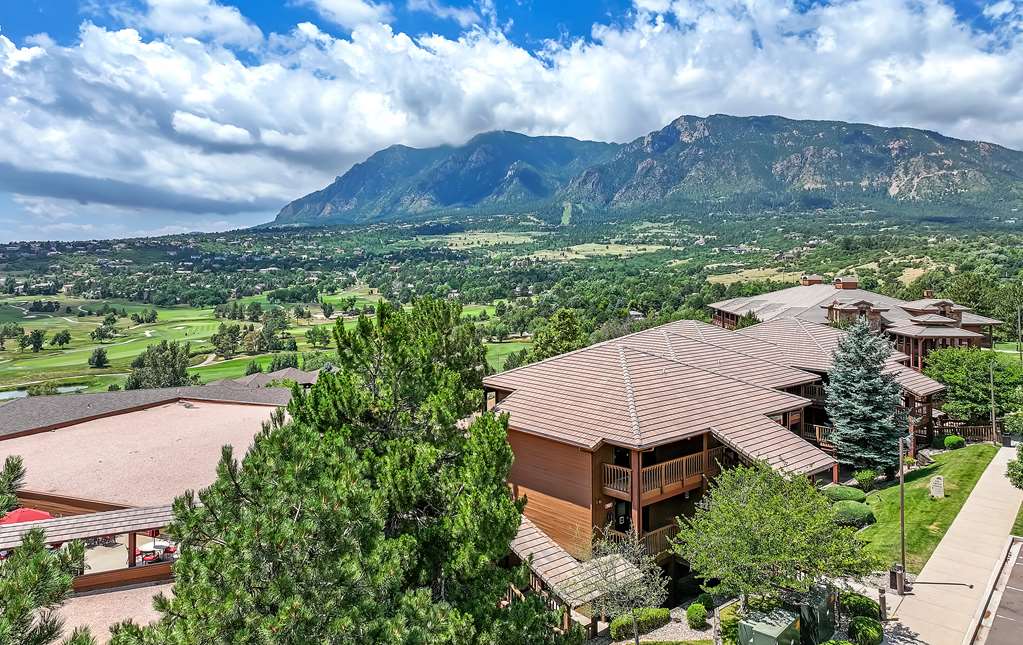 Cheyenne Mountain Resort