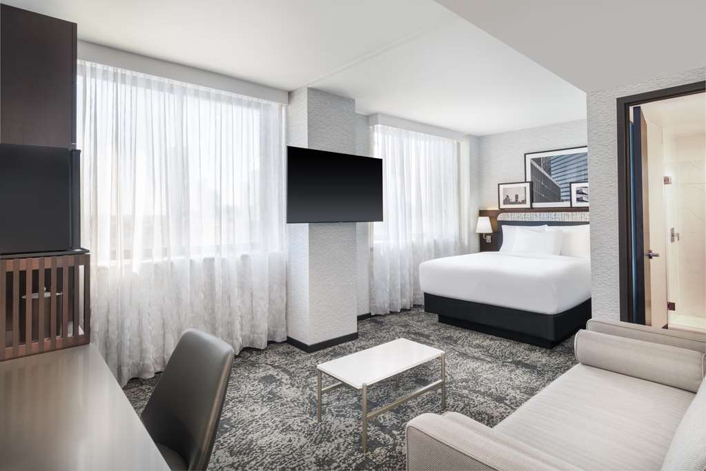 Aiden by Best Western Long Island City New York - Tap to explore photos