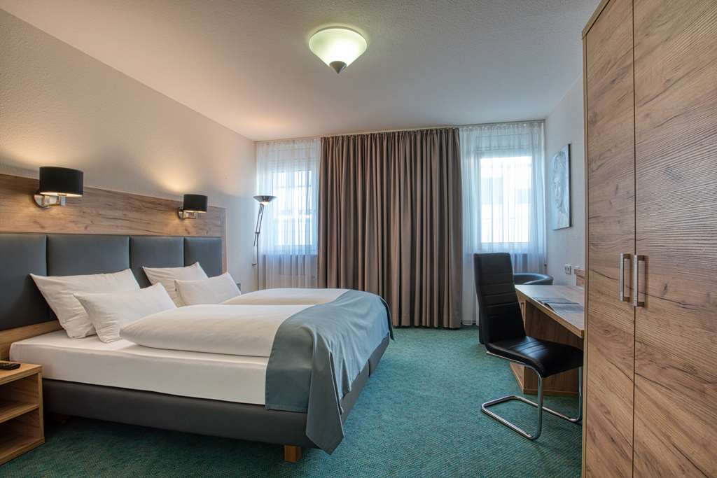 CENTRO HOTEL BOBLINGEN, TRADEMARK C-guestroom-Guest Room,On-Site.jpg