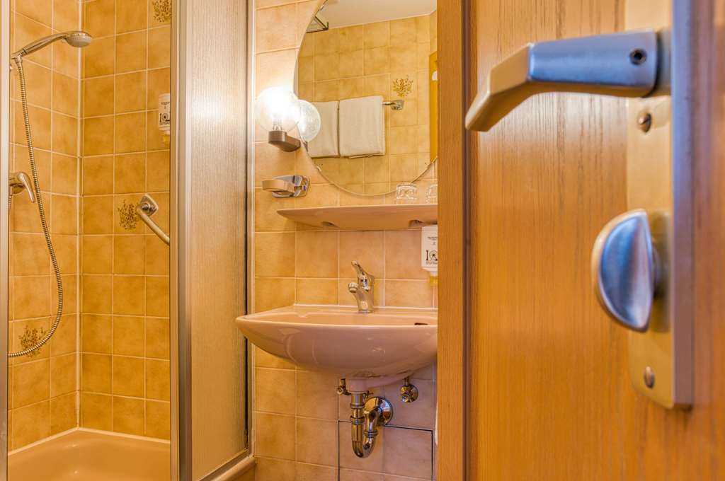 CENTRO HOTEL SAUTTER, TRADEMARK C-guestroom-Guest Room,Bathroom,On-Site.jpg