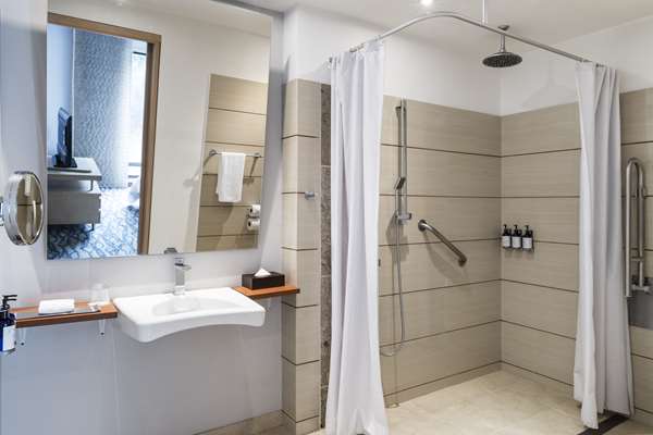 Guest Room,Bathroom,On-Site