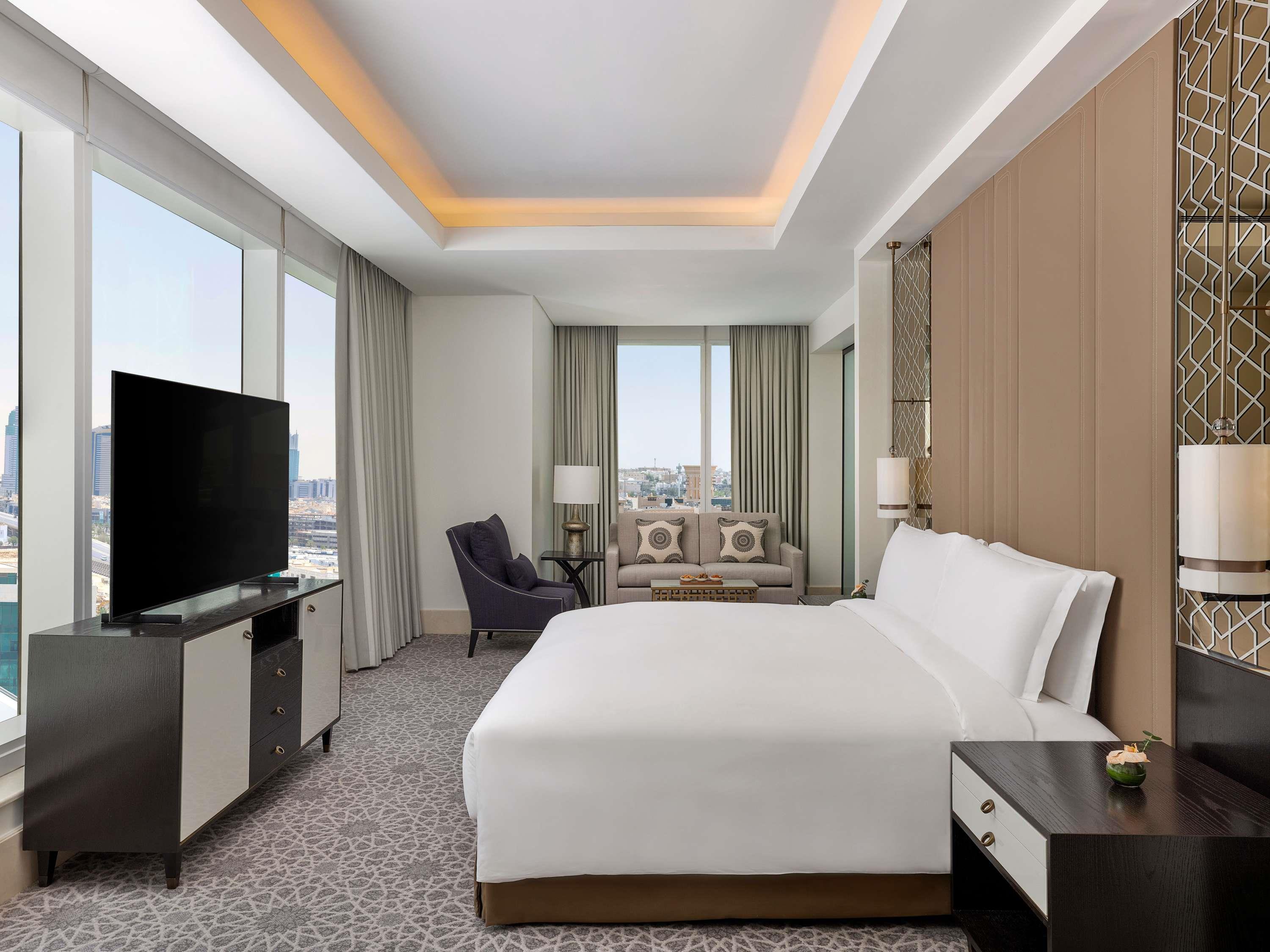 Sofitel Riyadh Hotel & Convention Centre Room Type - Junior Suite City View, 1 King Bed