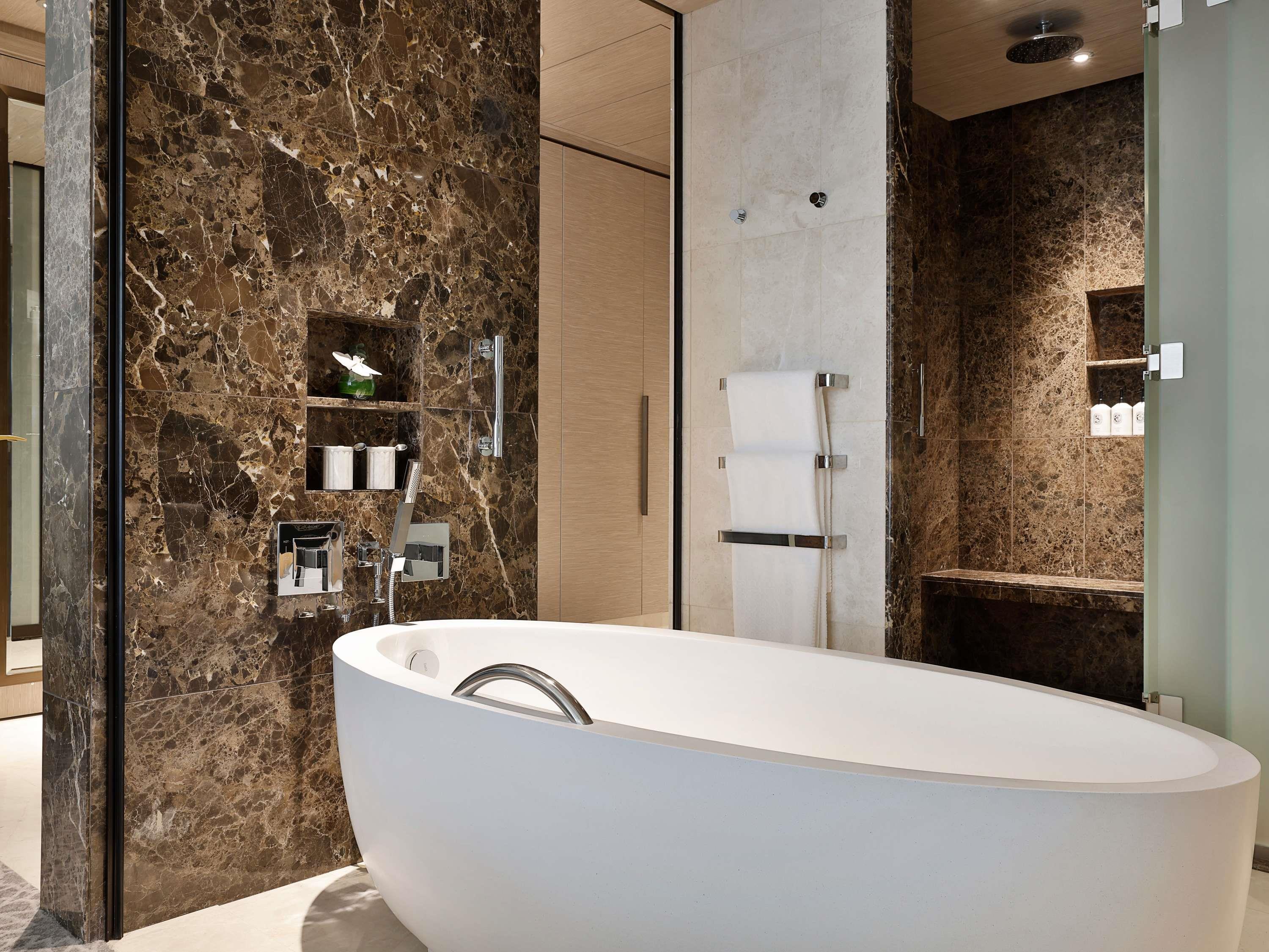 Sofitel Riyadh Hotel & Convention Centre Room Type - Deluxe Room City View, 2 Single Beds