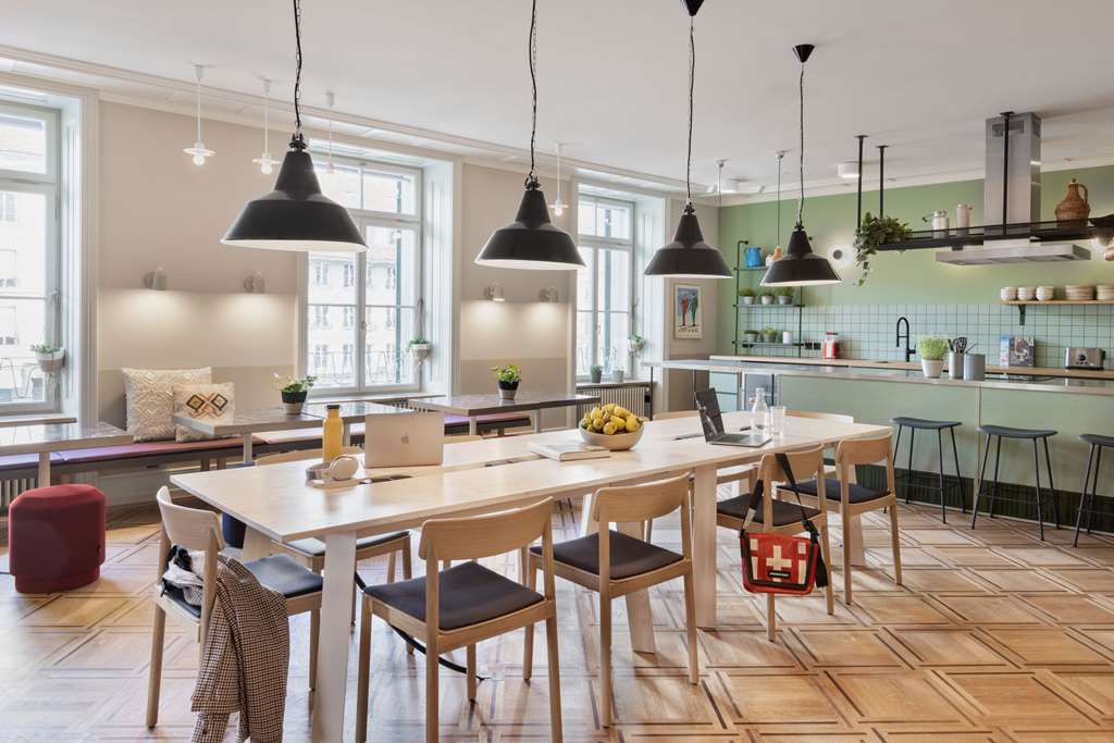 STAY KOOOOK BERN CITY-guestroom-Guest Room,Guest Room Amenity,On-Site.jpg