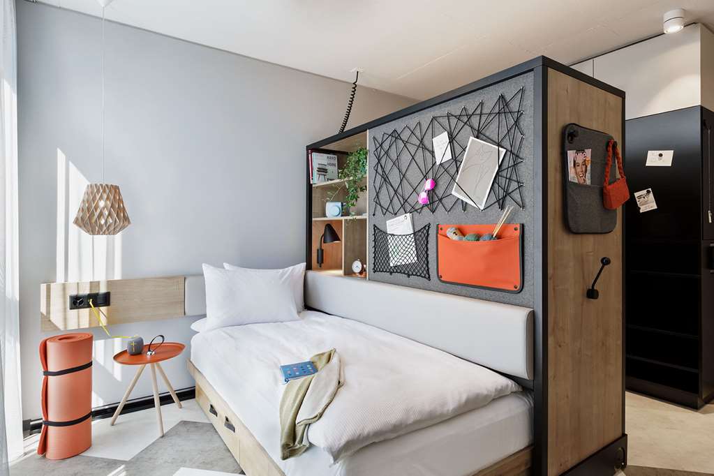 STAY KOOOOK BERN WANKDORF-guestroom-Guest Room,Suite,On-Site.jpg